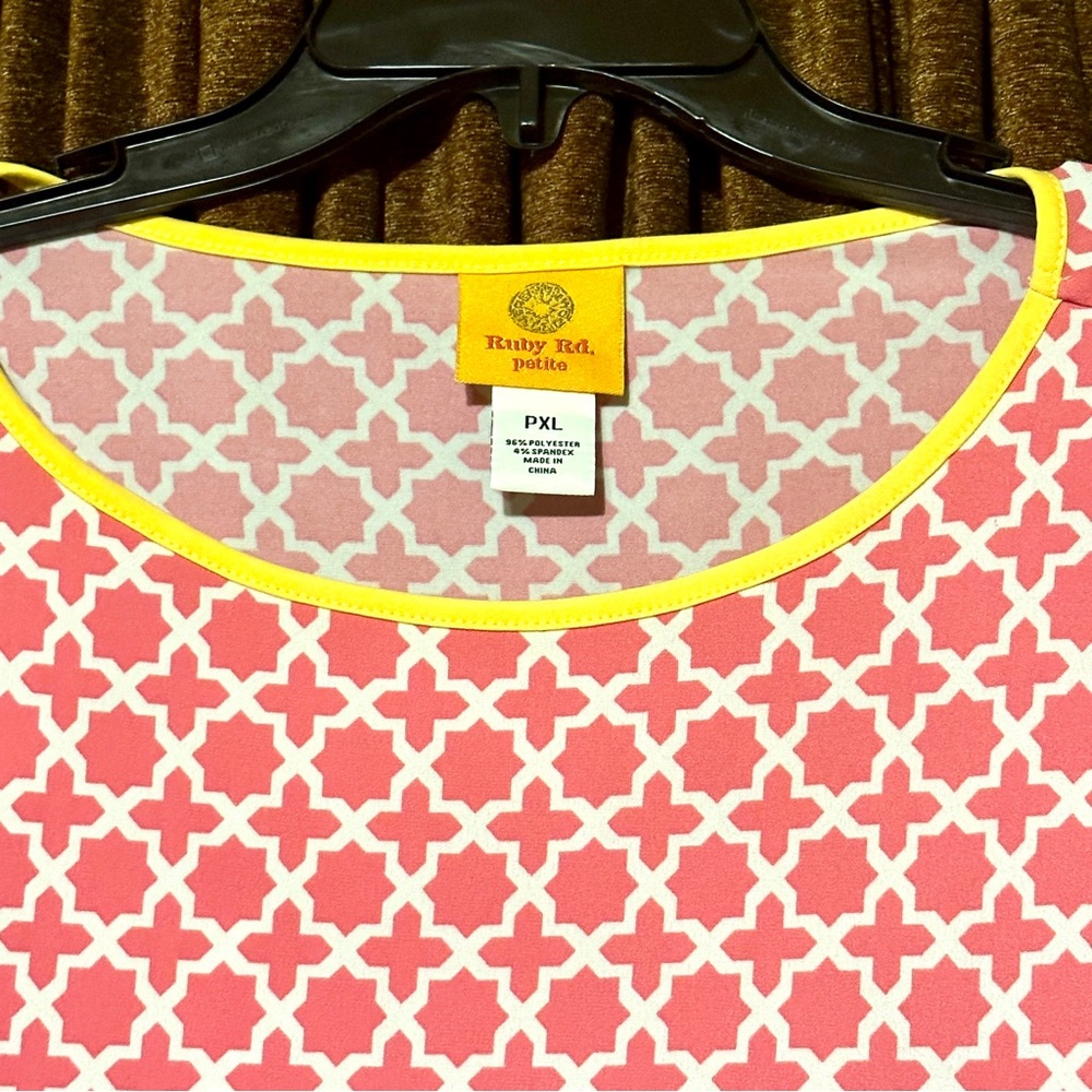 Ruby Rd. Shirt great condition. Very cute on. PXl
